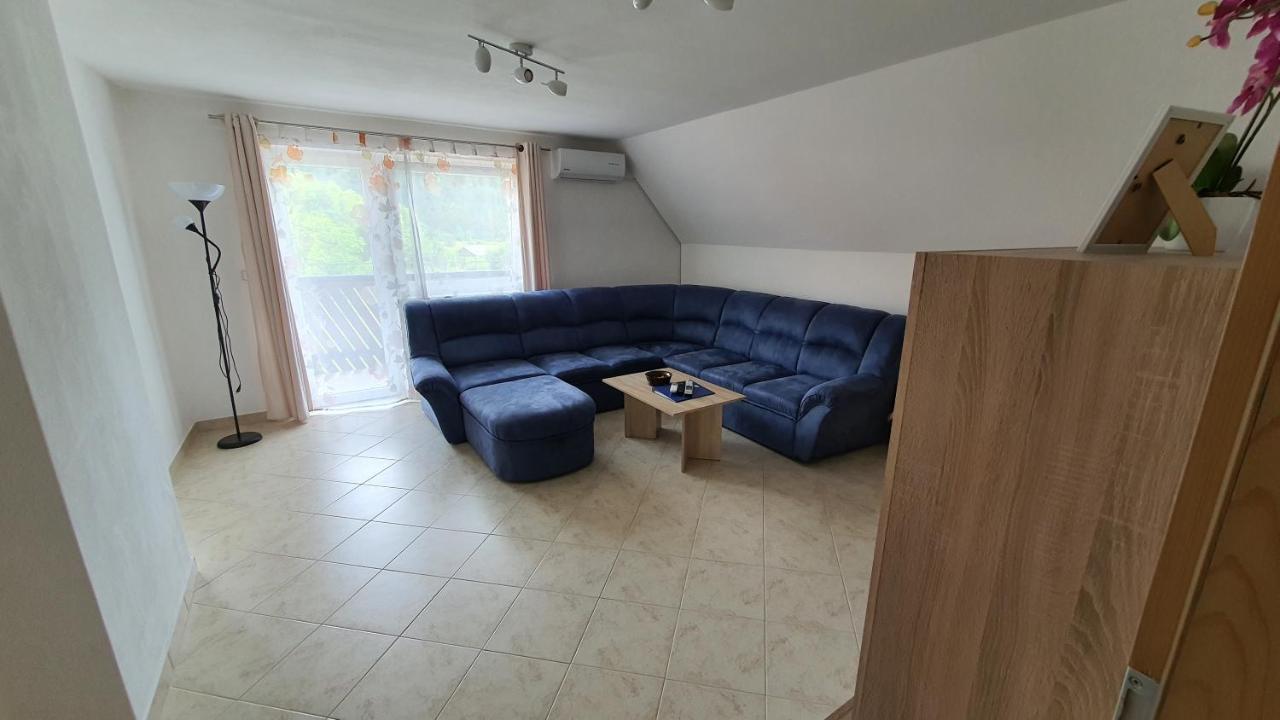 Apartment Tijana Nomenj Exterior foto